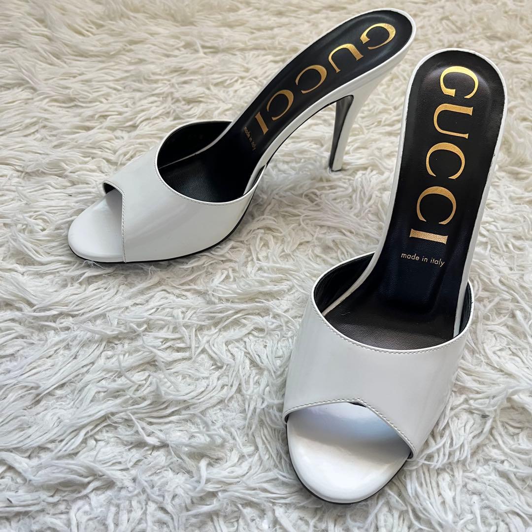 美品　グッチ ミュール サンダル オープントゥ白 ピンヒール 39 イタリア