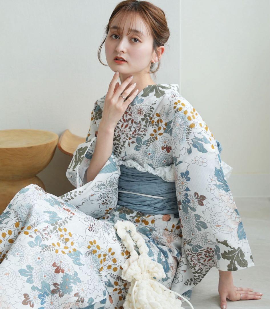 utatane ウタタネ　花柄浴衣・青帯セット