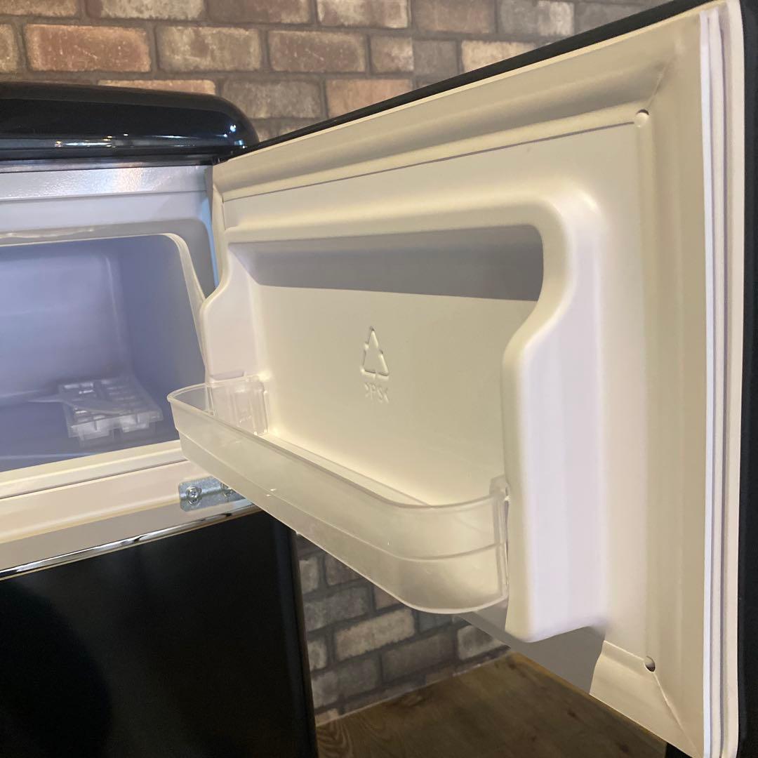 レトロでかわいい冷蔵庫　2ドア　81L