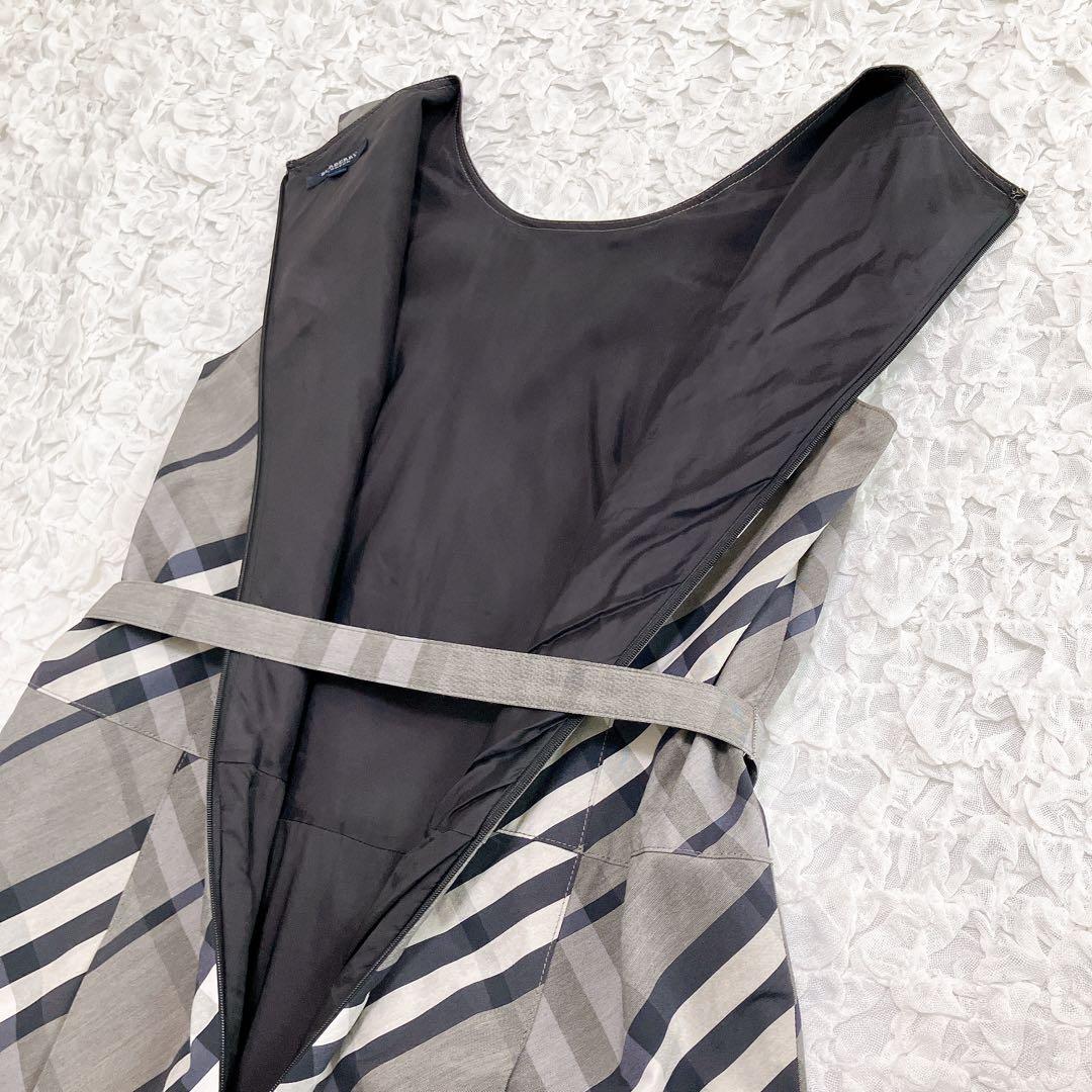 【美品】バーバリーロンドン　ノースリーブワンピース　メガチェック　ベルト　44