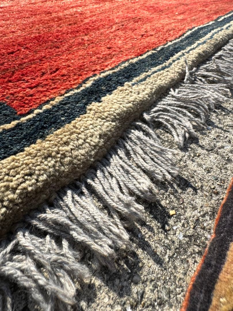 本物イラン手織りギャベ210×125cm 大判赤 ペルシャ絨毯 遊牧民 ラグ