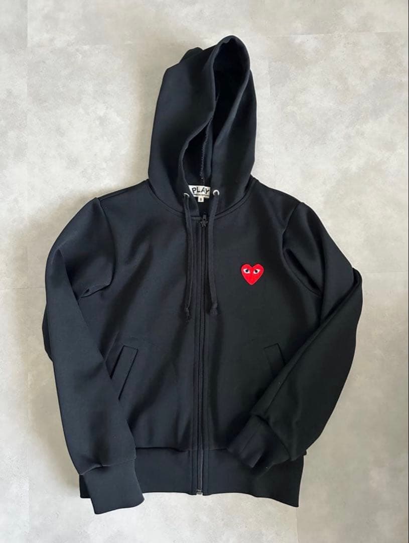 PLAY Comme des Garçons ブラックパーカー S