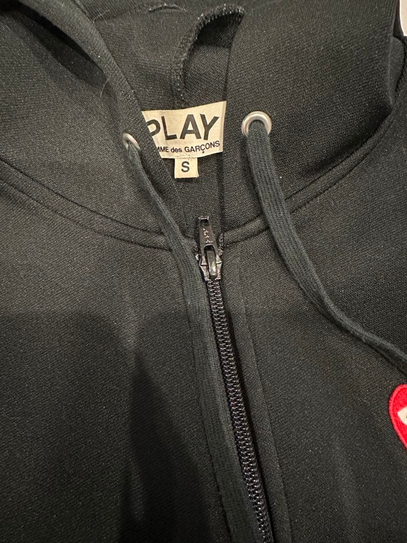 PLAY Comme des Garçons ブラックパーカー S