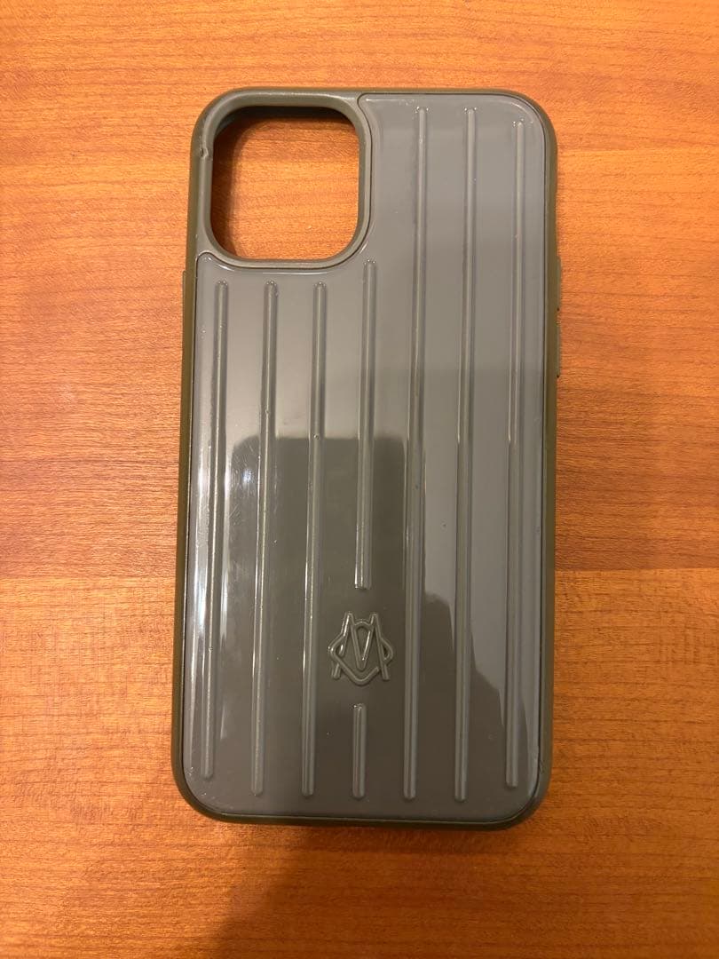 Apple iPhone 11 Pro 512GB 本体 RIMOWA ケース