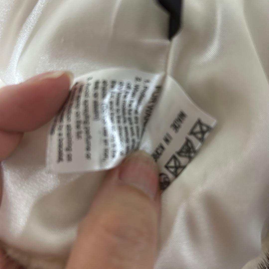 ファーコート　ショート丈　半袖　オケージョン用　シルクリボン付き 暖かい 美品