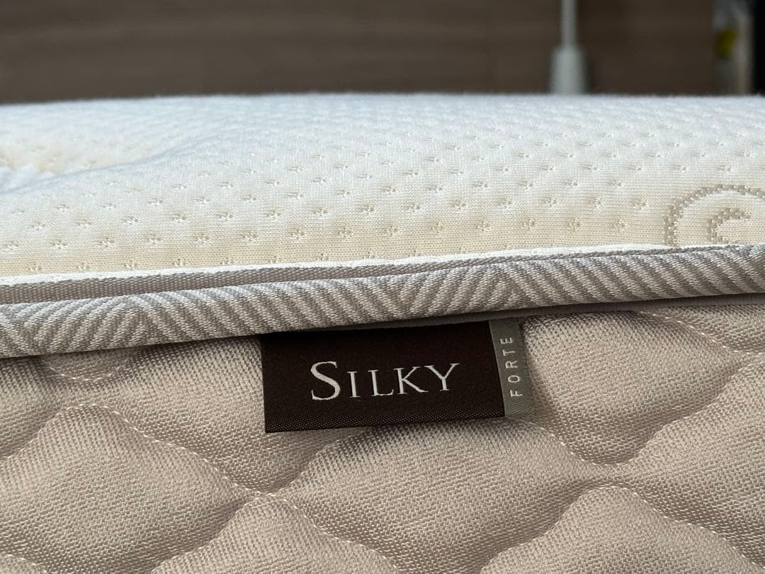 m*i様 日本ベッド　マットレス　セミダブル　シルキーフォルテ