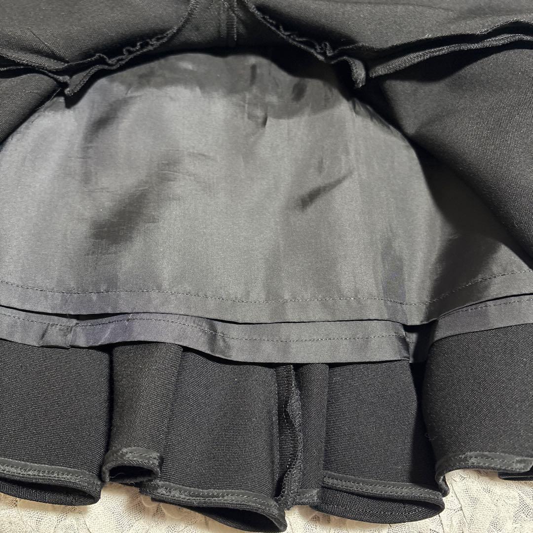 美品　フェティコ 5万円　立体 フリル ミニ スカート　黒　日本製　光沢　可愛い