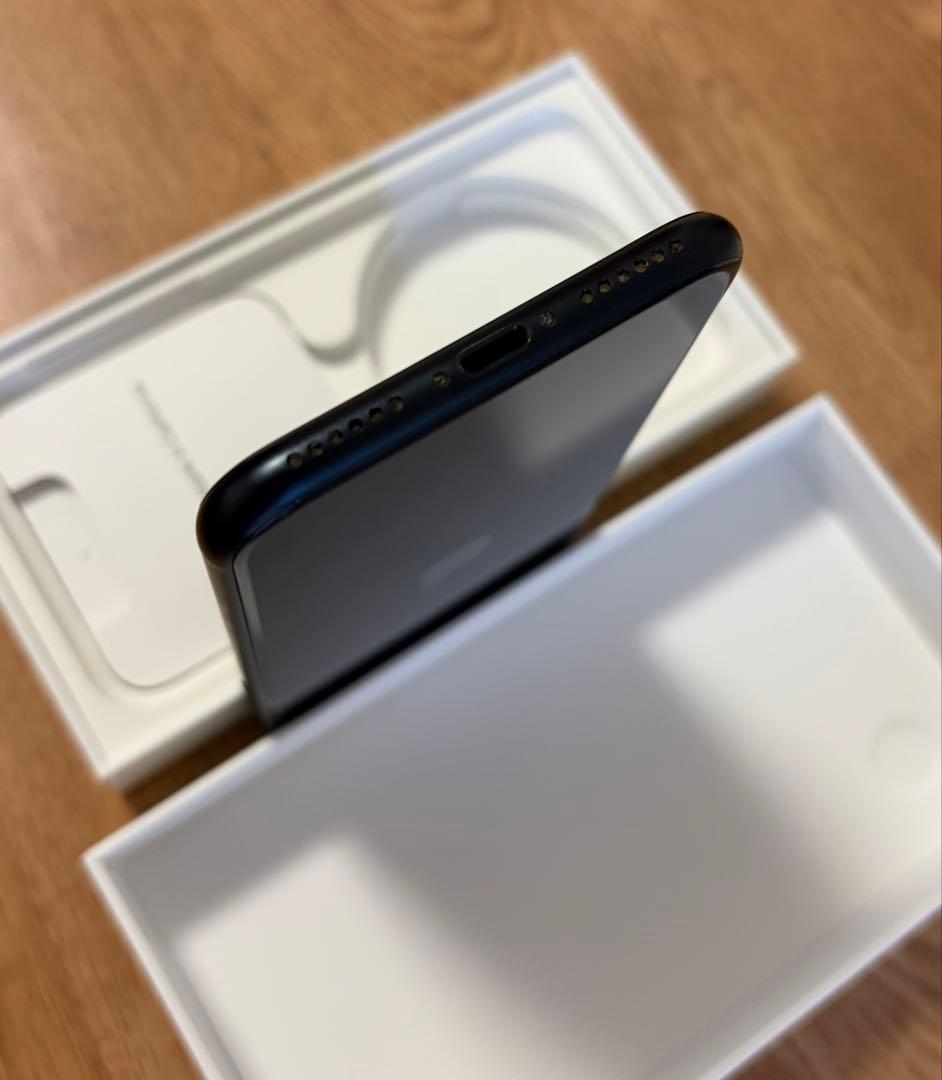 iPhone SE 3 ミッドナイト 128GB SIMフリー 本体