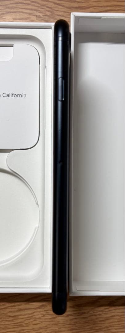 iPhone SE 3 ミッドナイト 128GB SIMフリー 本体