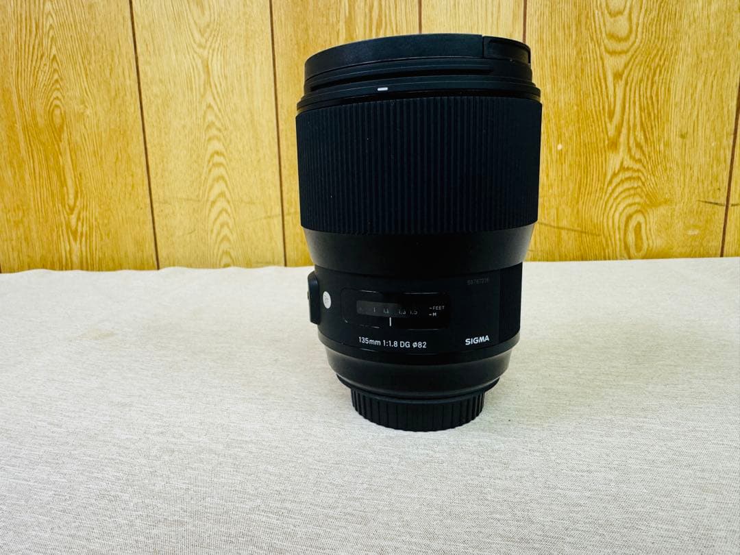 SIGMA シグマ 135mm f1.8 DG HSM キヤノン用