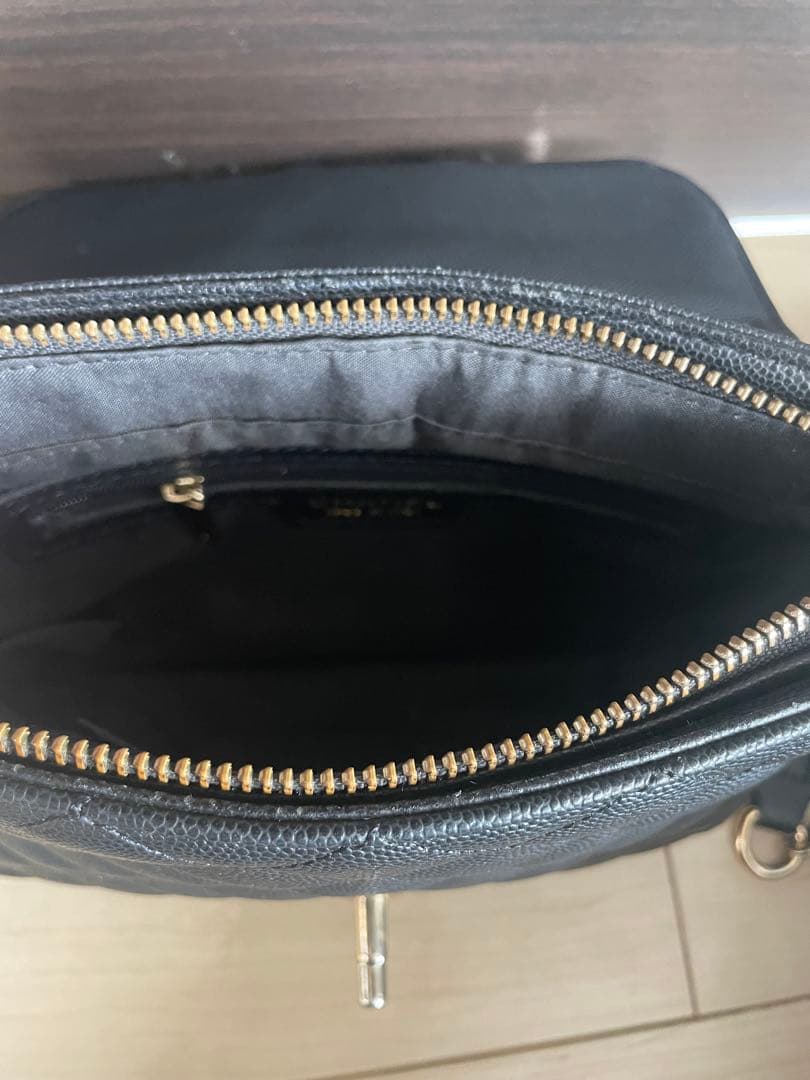 ブラック キルティングショルダーバッグ