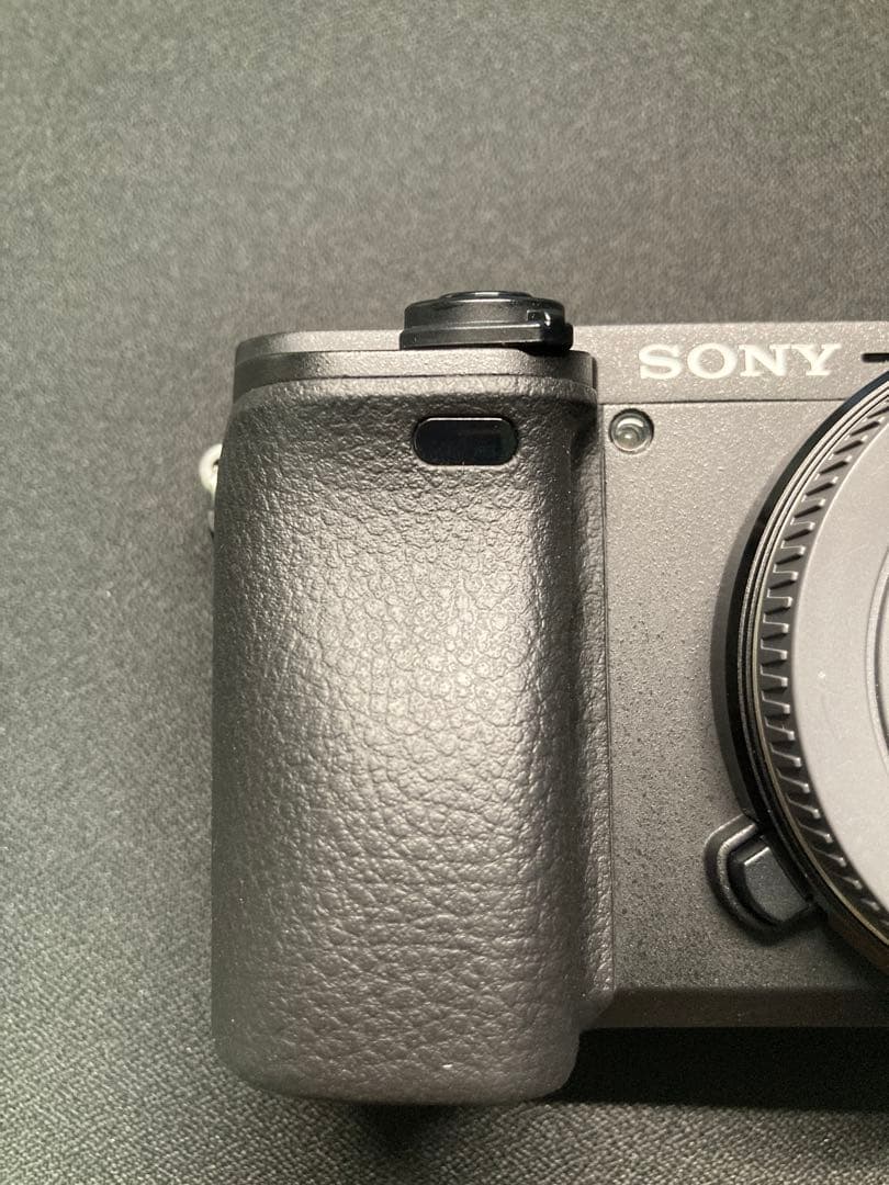 [美品]SONY a6400ミラーレス一眼レフ