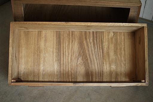 前面ガラスの木製引き出し2段　食器棚　シャツケース　収納棚　古家具