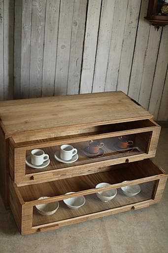 前面ガラスの木製引き出し2段　食器棚　シャツケース　収納棚　古家具