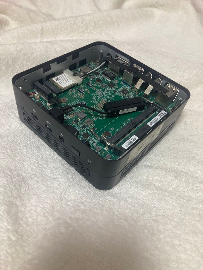 【ジャンク】Minisforum UM560 通電不可（本体・元箱・付属品）