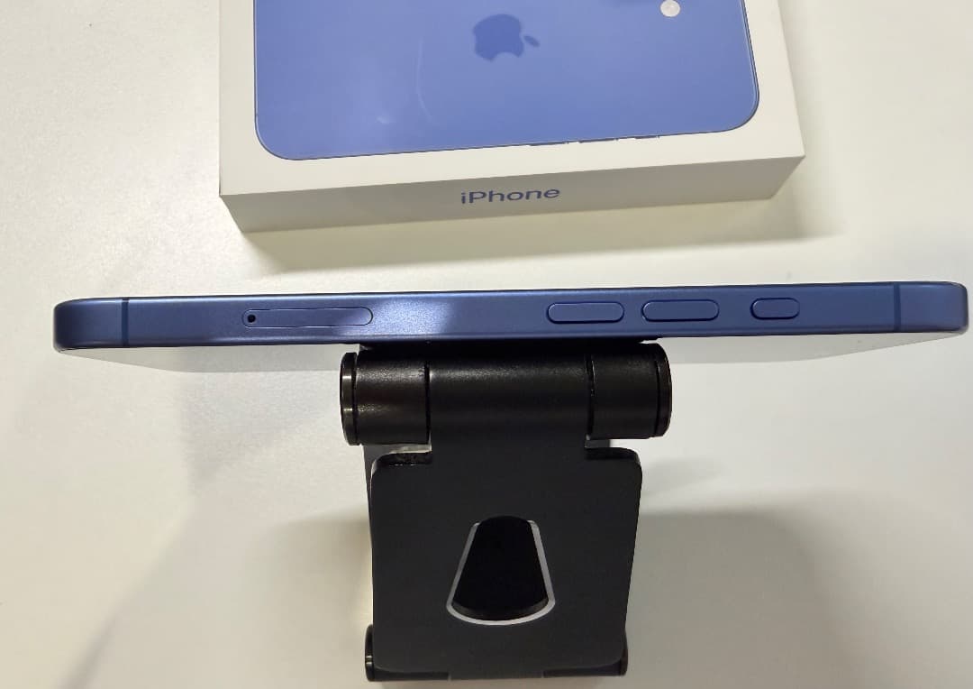 iPhone16 256gb ウルトラマリン