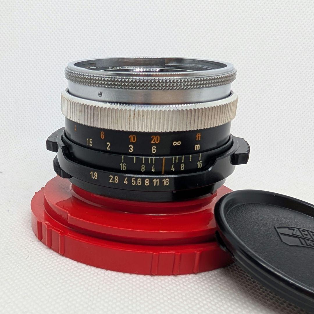 Carl Zeiss Ultron 1.8/50 M42単焦点ポートレートレンズ