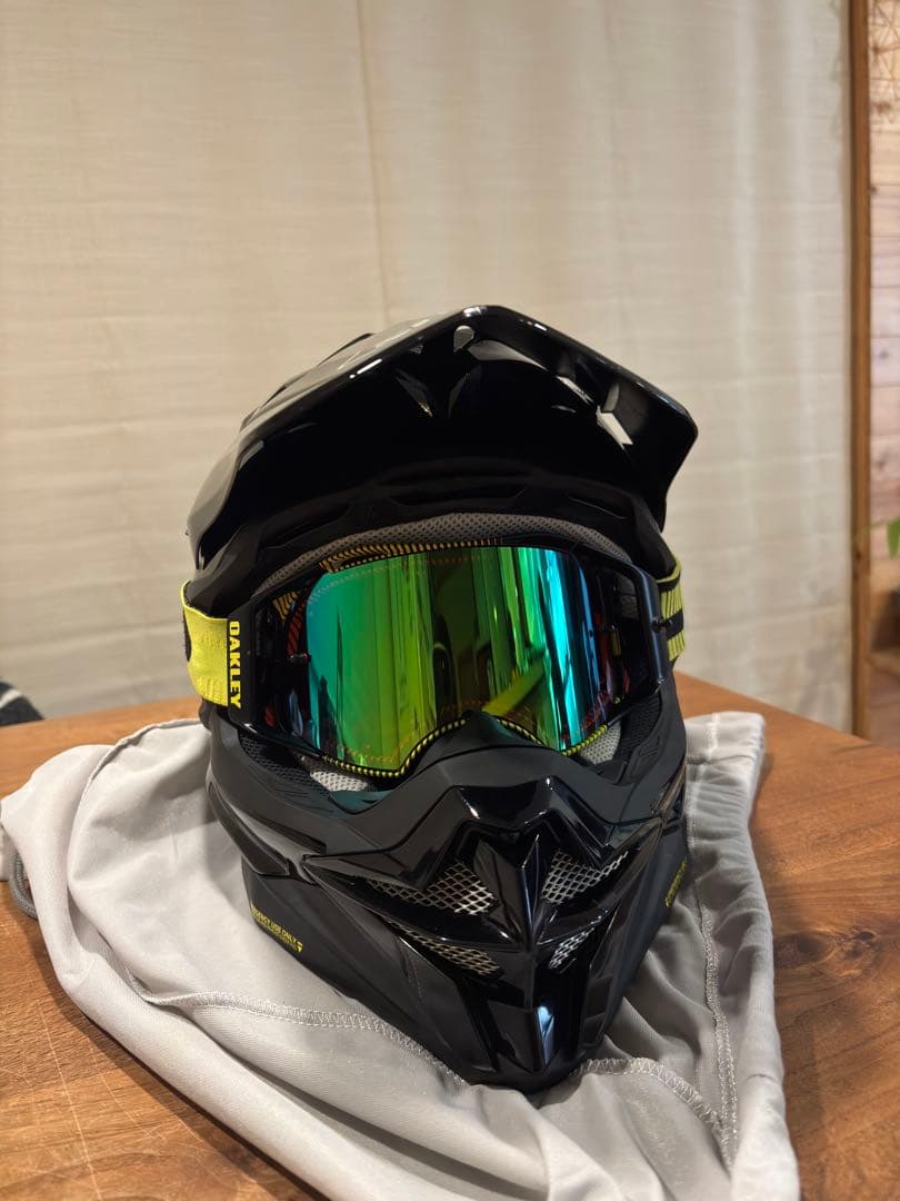 オークリー　エアーブレイクMX プリズム　モトクロスゴーグル　WR250