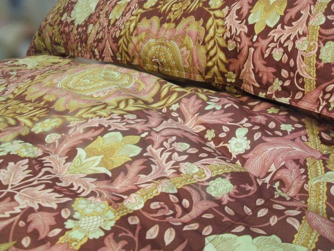 新品【六つ星】ブラック ＊１００双フランス産９５％＊増量１，２キロ＊羽毛布団ＳＰ