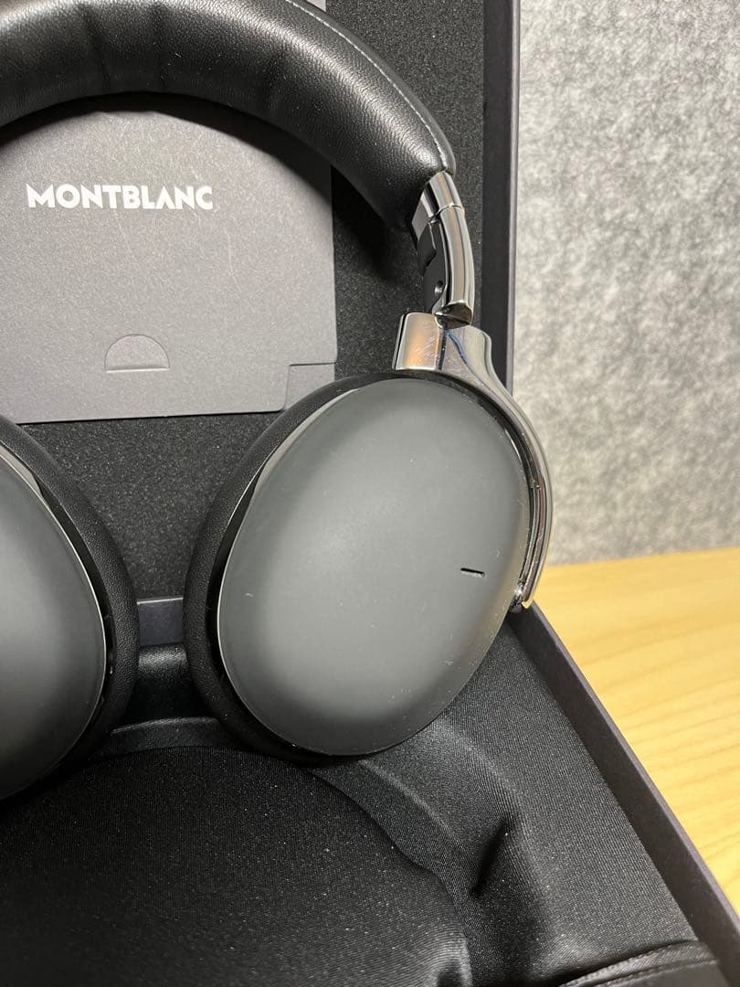 【美品】MONTBLANC MB 01 オーバーイヤーヘッドフォン ブラック