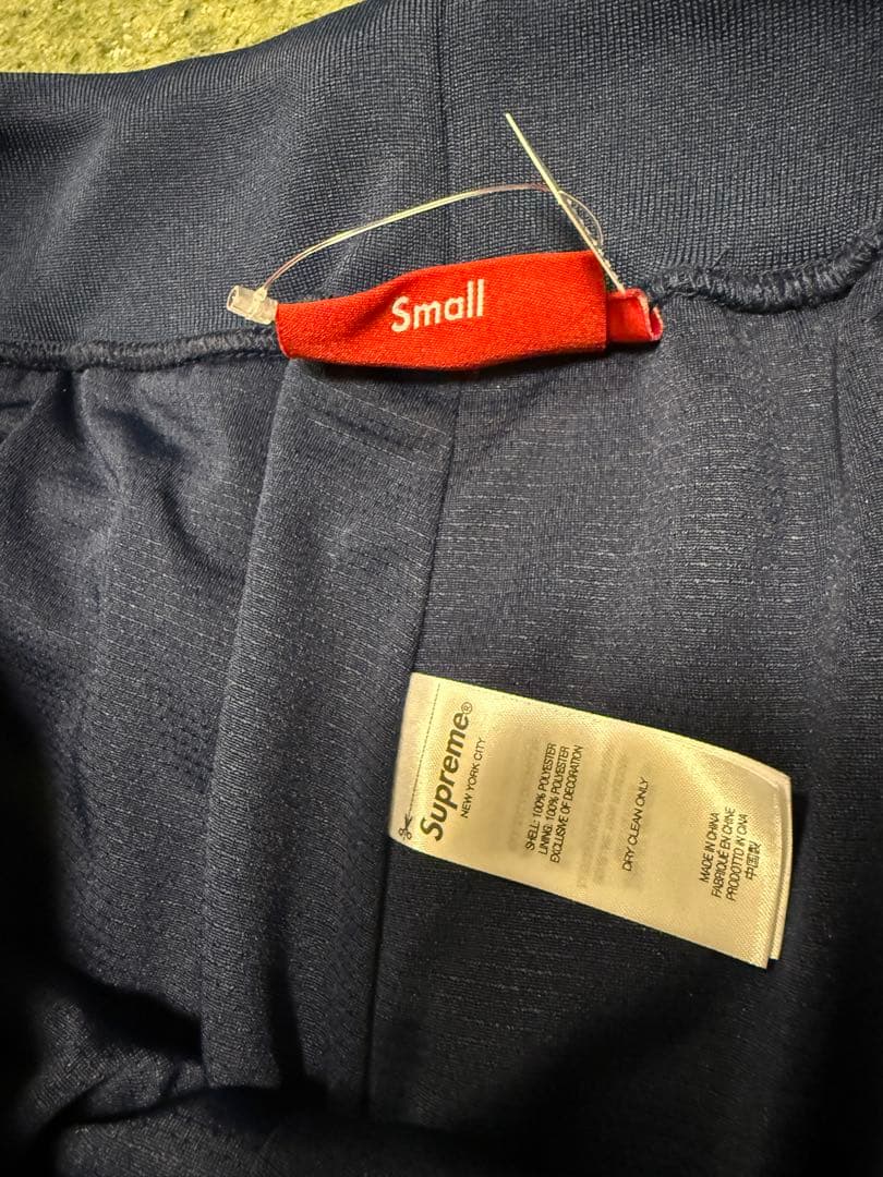 supreme スタッズ　ハーフパンツ　冬季限定価格