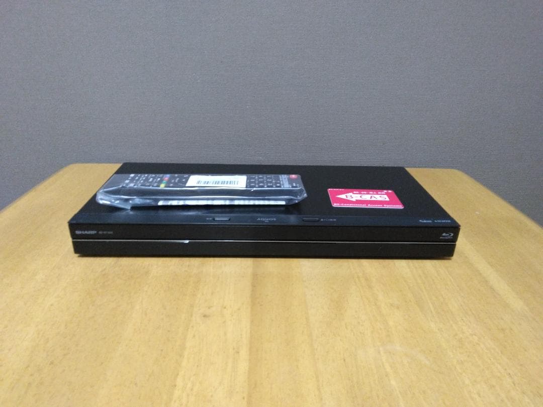 シャープ　ブルーレイレコーダー　NT1200 3番組同時録画　保証付き