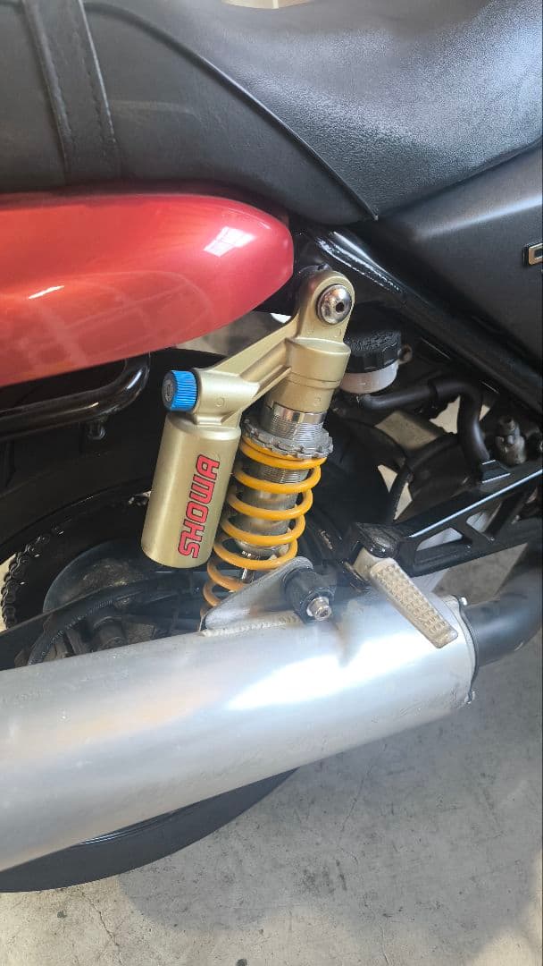 SHOWA サスペンション バイク用（CB400SF NC31）実動車外し