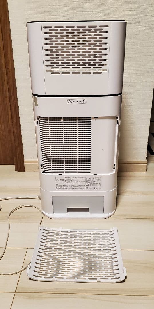 【花粉時の室内干しに】アイリスオーヤマ除湿機 IJD-I50-W 2020年製