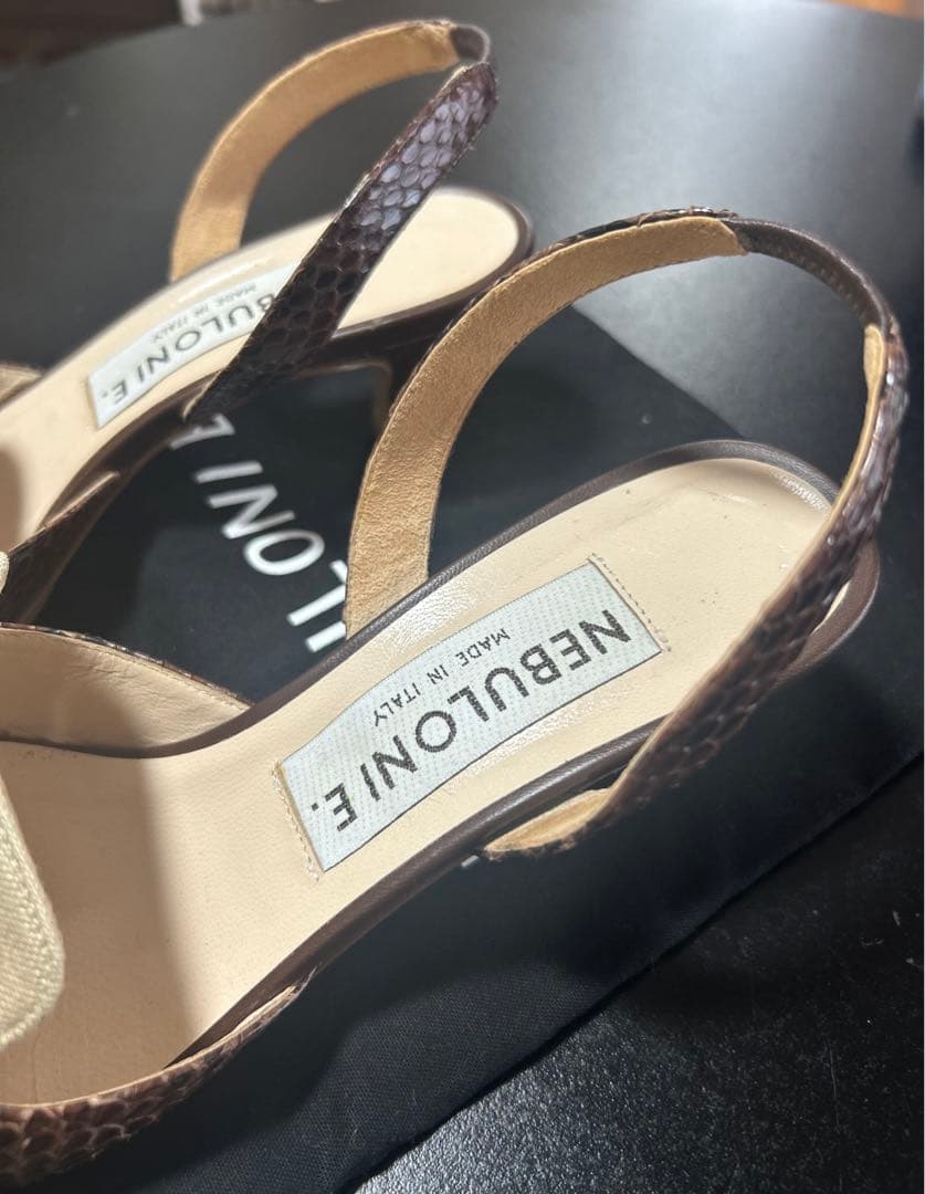 ネブローニ リネン パイソン コンビバックストラップパンプス 37.5