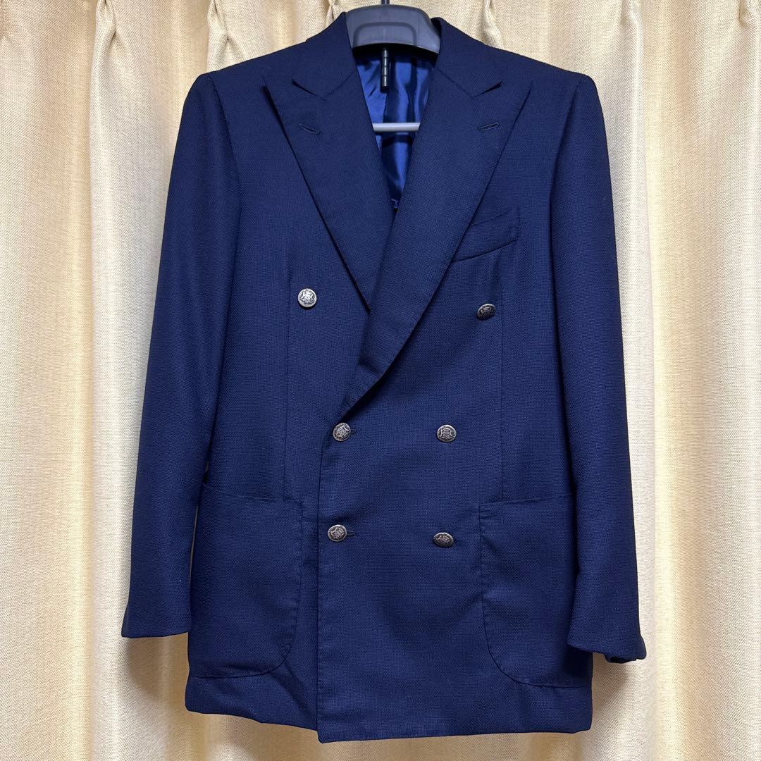 ネイビー ダブルブレストジャケット　チェザレ・アットリーニ