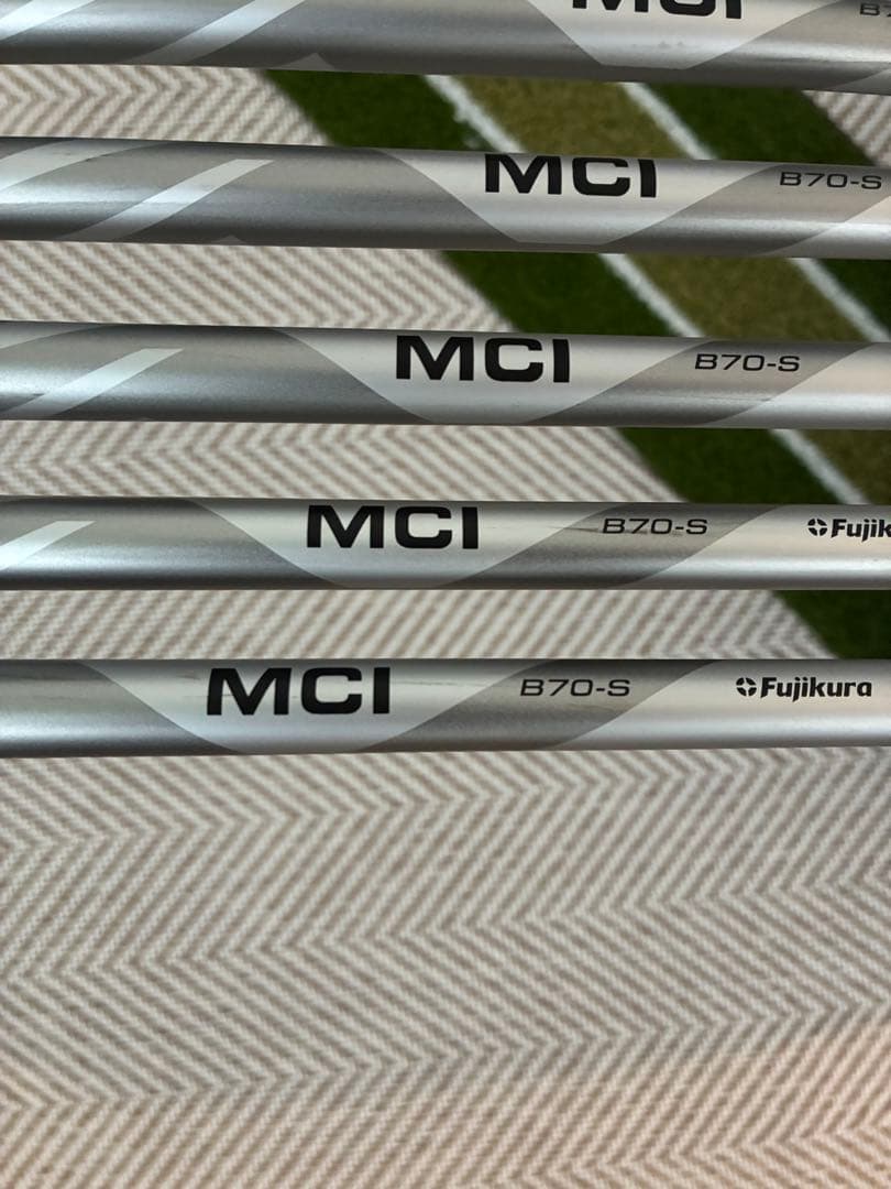ブリヂストン　222CB＋アイアン　MCI B70 ※価格相談応じます。