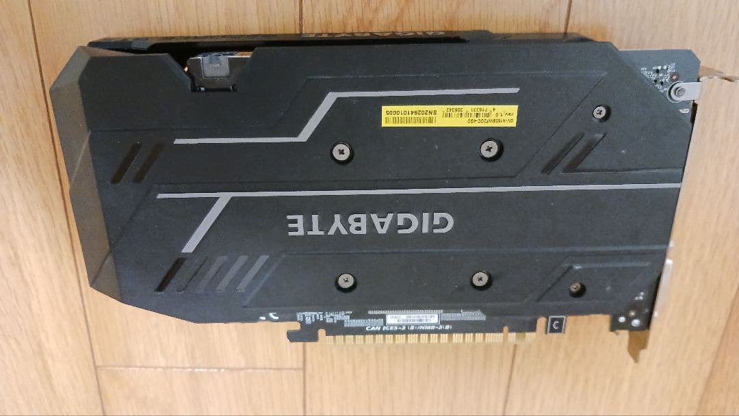 グラフィックボード・グラボ・ビデオカード GIGABYTE 1650super GV-N165SWF2OC-4GD