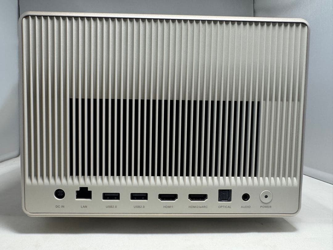 XGIMI HORIZON Ultra 4Kプロジェクター