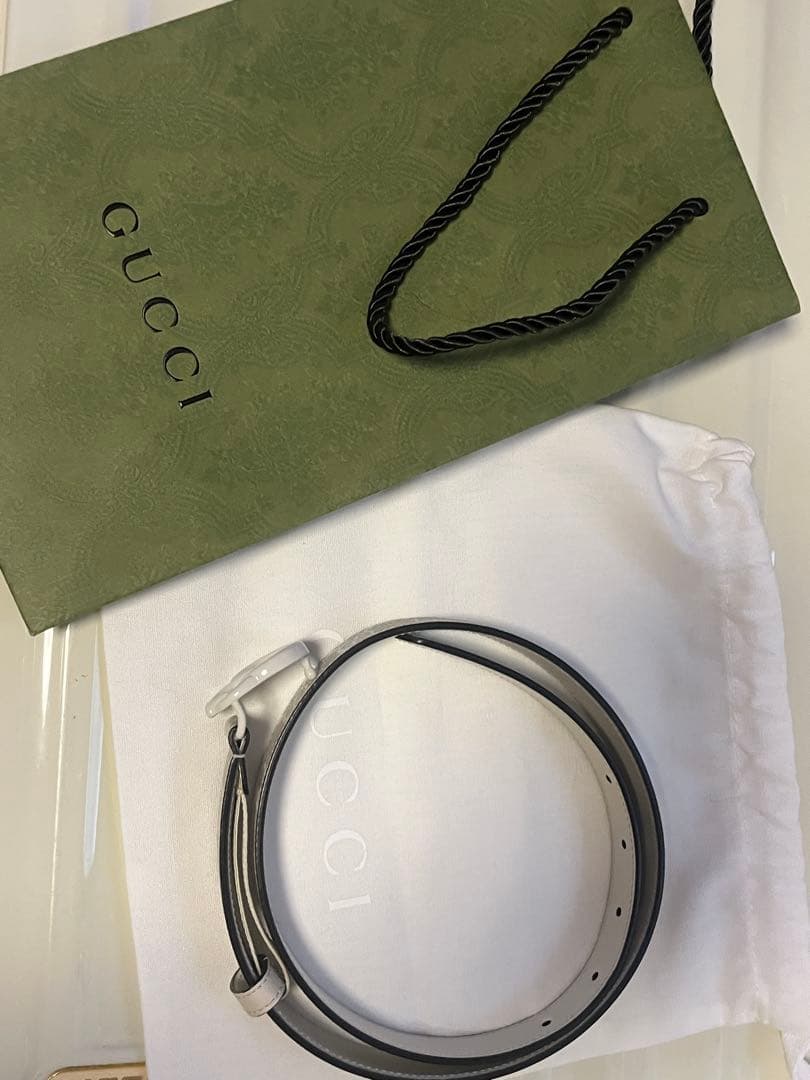 GUCCI ベージュキャンバスベルト GGロゴ