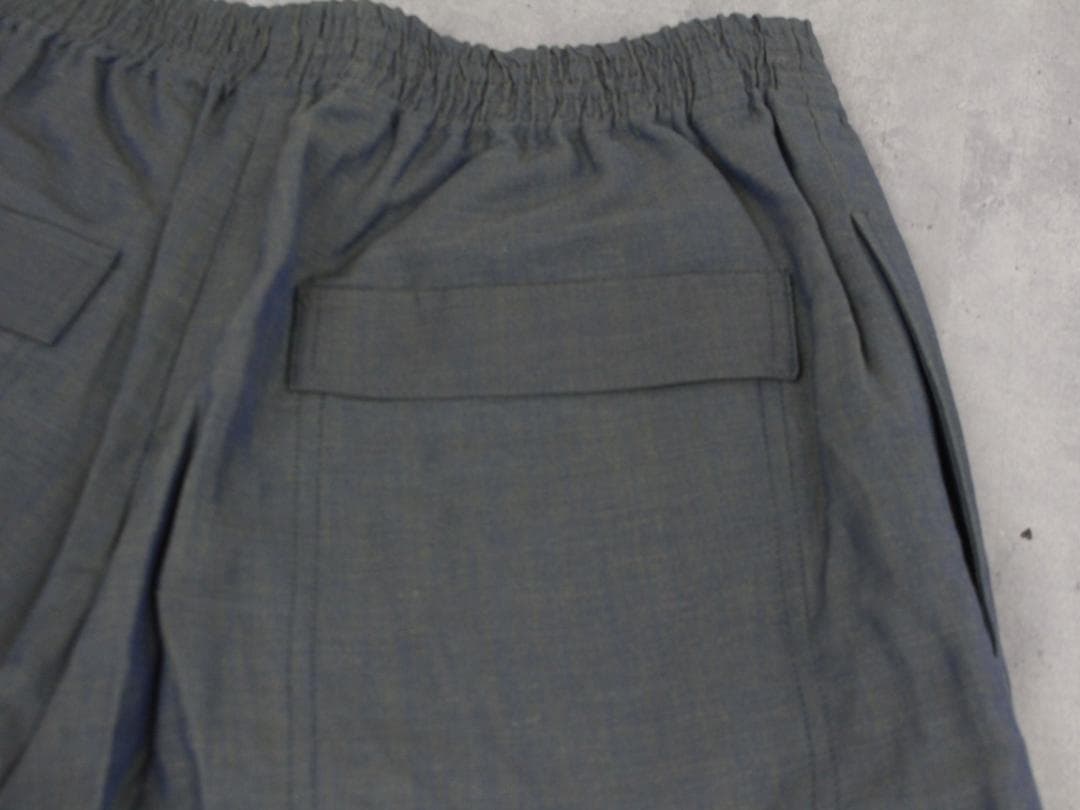 ▲美品 HERMESエルメス ショートパンツ フロントホック グレー