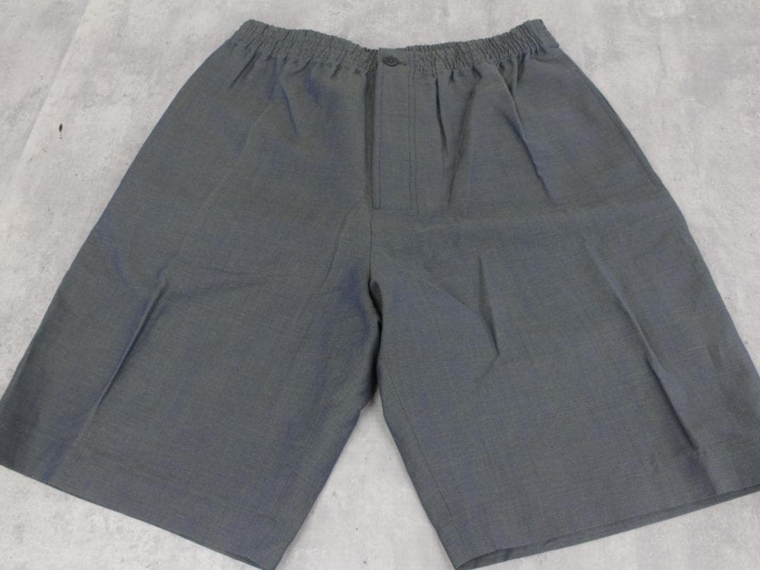 ▲美品 HERMESエルメス ショートパンツ フロントホック グレー