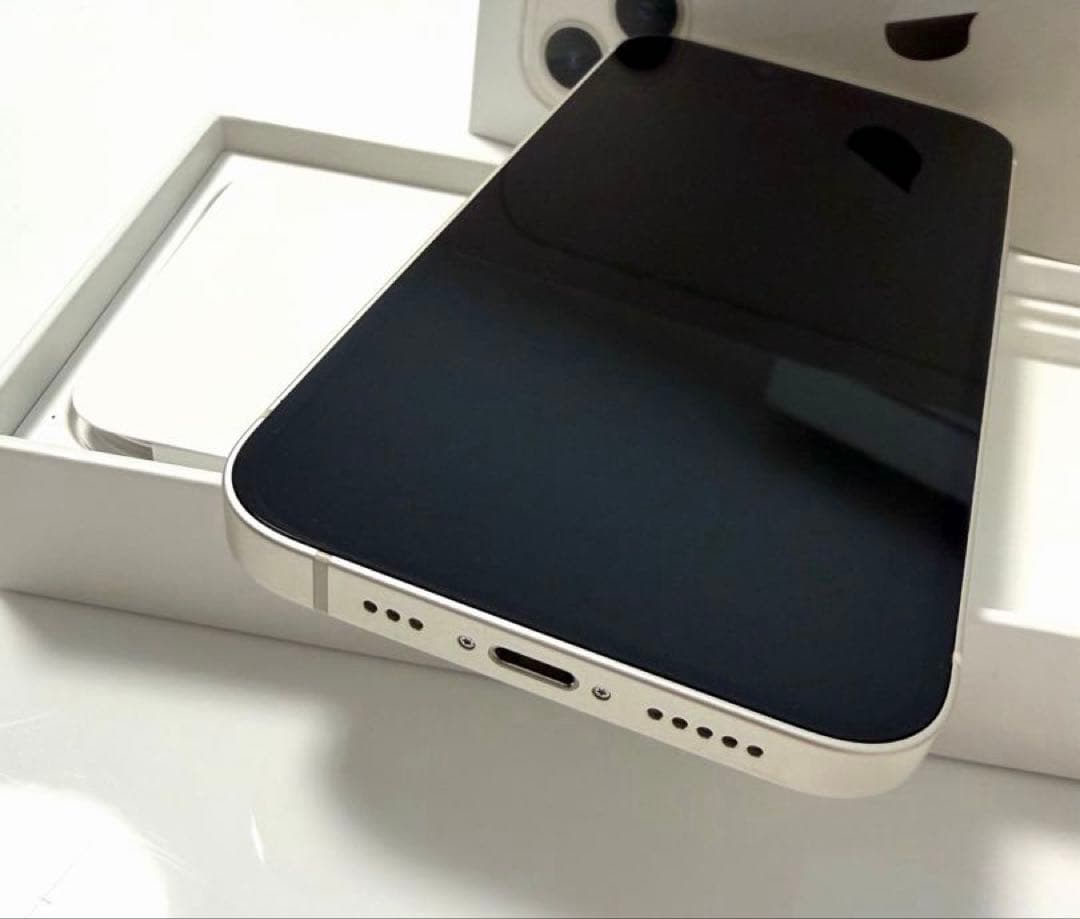 【美品】iphone13 128GB Simフリー