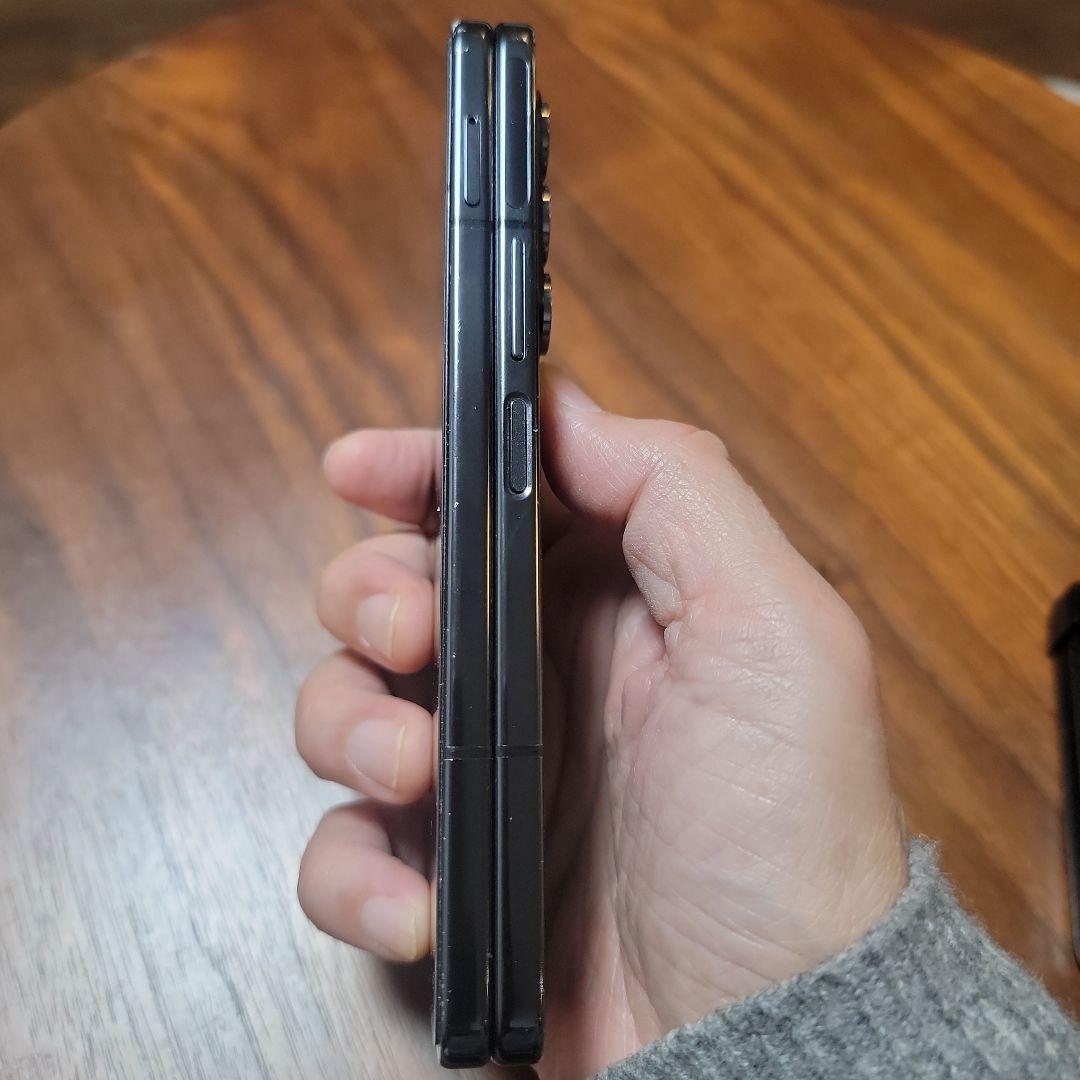 スマートフォン本体 Galaxy Z Fold 5 256GB docomo