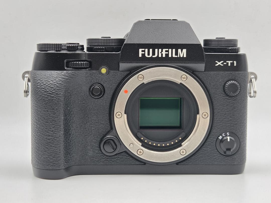 撮影枚数12枚 FUJIFILM X-T1 ブラック ミラーレス