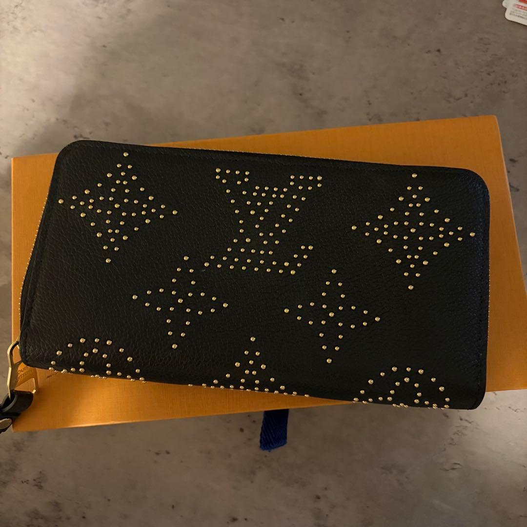 LOUIS VUITTON ルイヴィトン 長財布 ジッピーウォレット