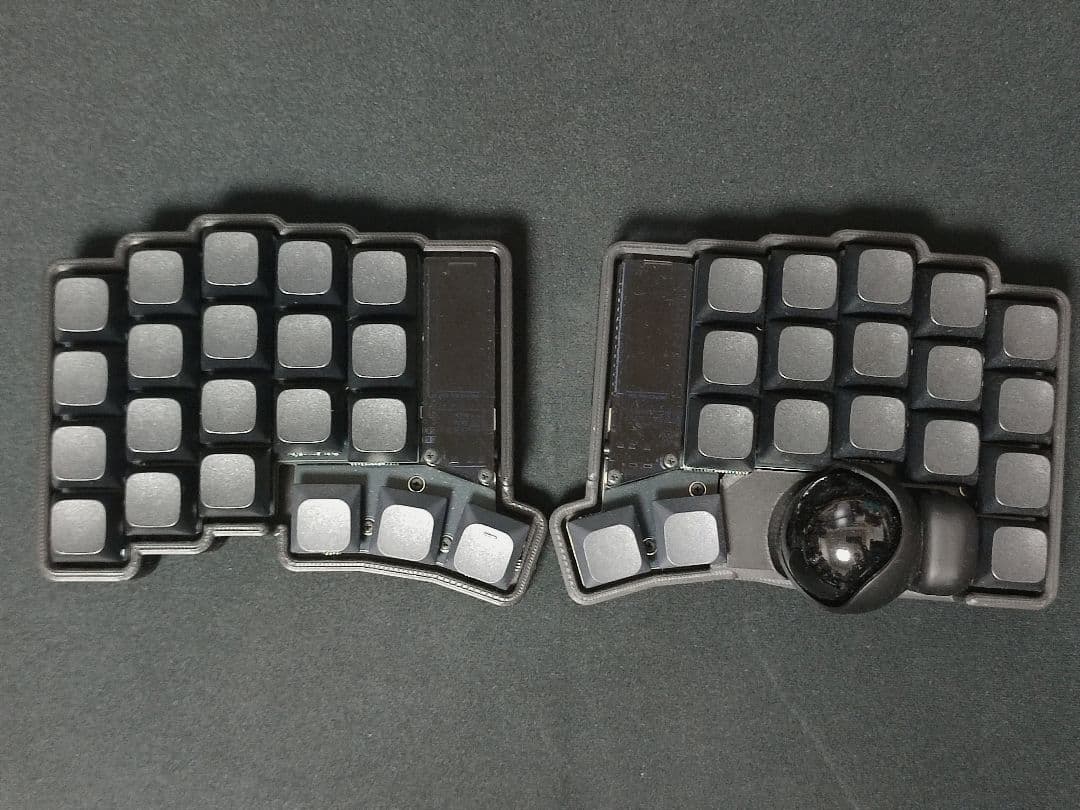 【新品未使用】keyball39 黒仕様　完成品　TRRSメタルケーブル