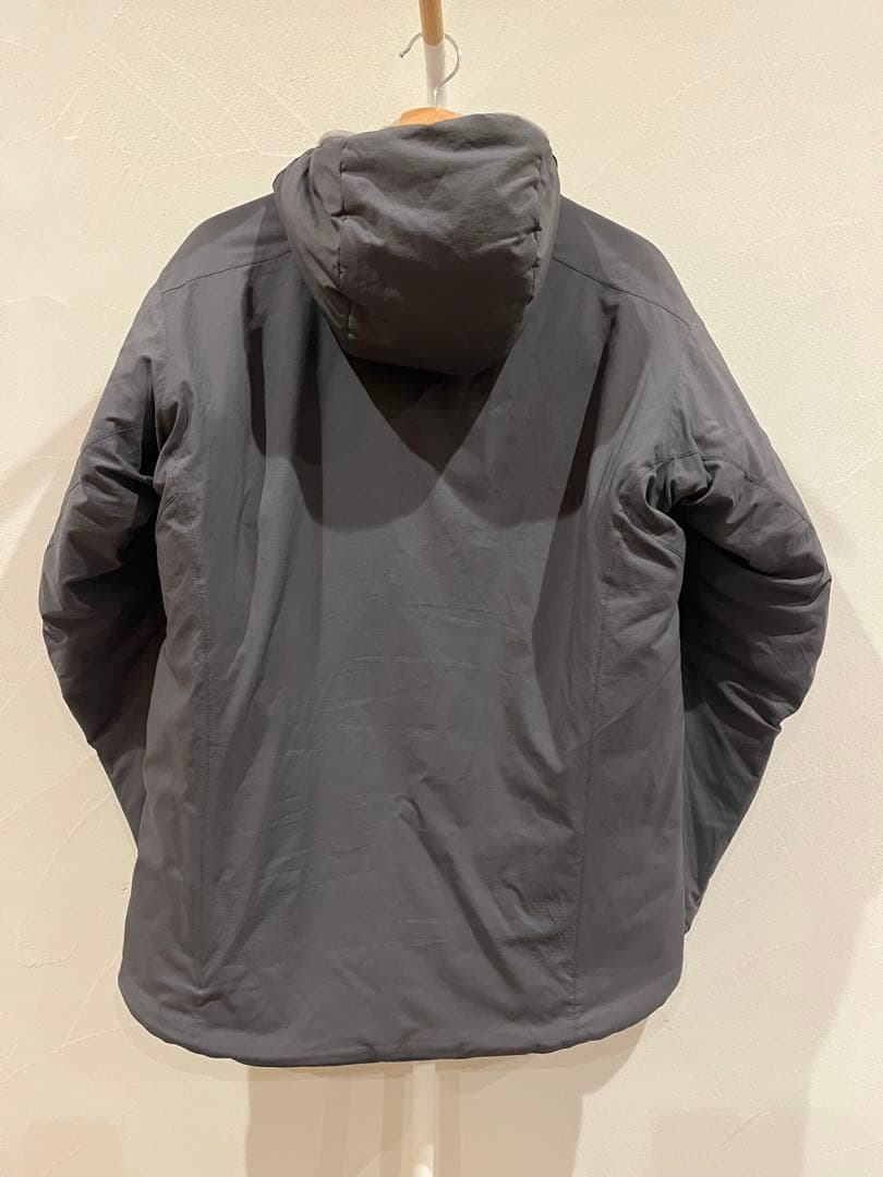 アークテリクス atom AR hoody グレー M アトム