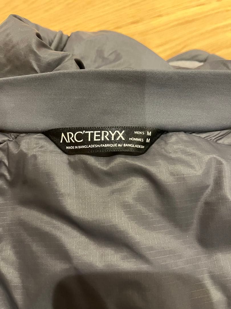 アークテリクス atom AR hoody グレー M アトム