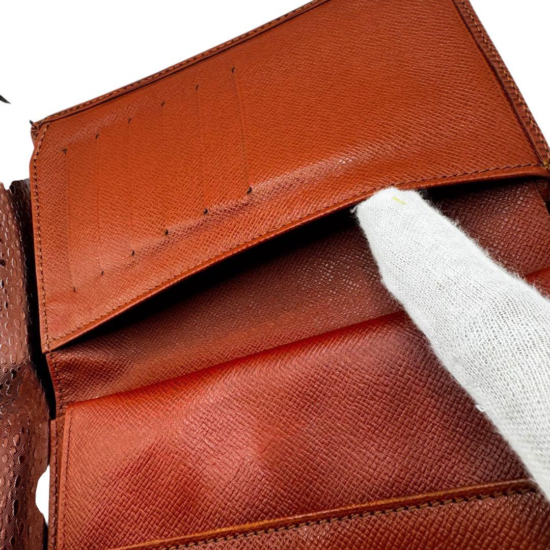 未使用品級✨LOUIS VUITTON 折財布 エピ レザー ブラウン 本革