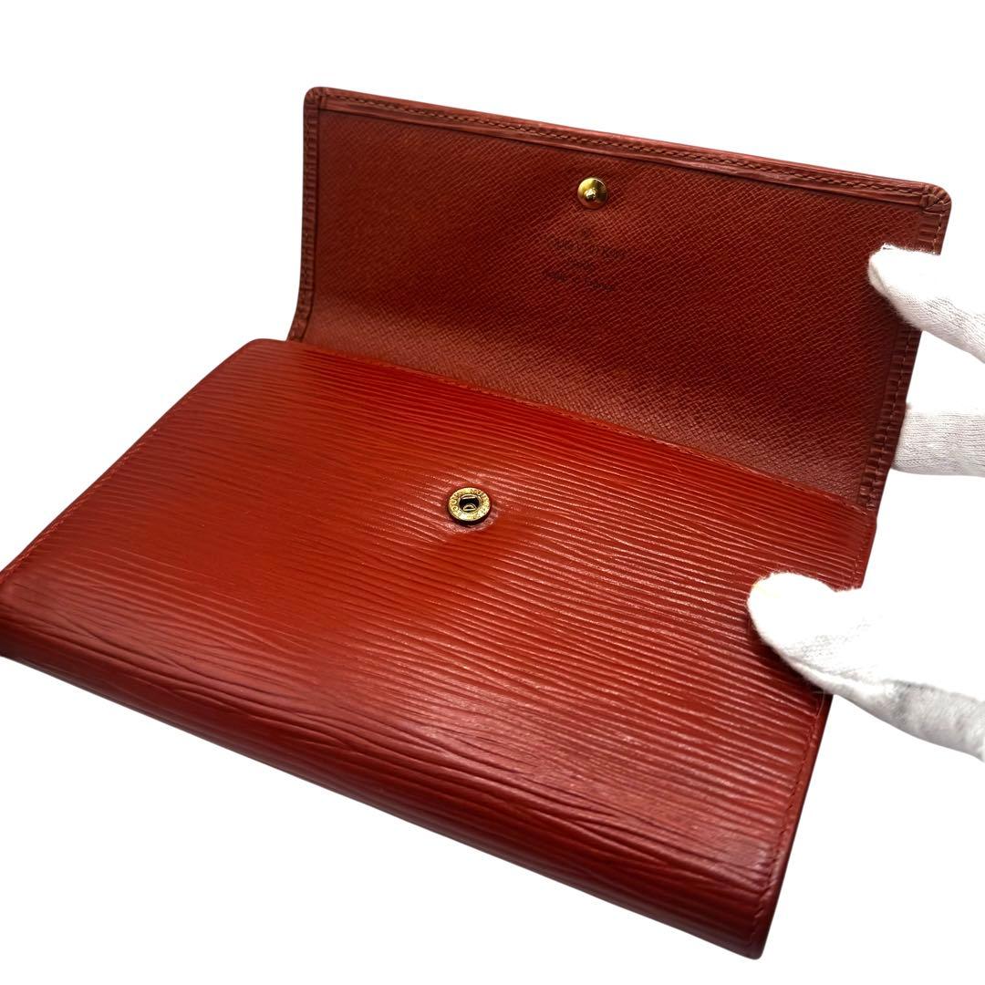 未使用品級✨LOUIS VUITTON 折財布 エピ レザー ブラウン 本革