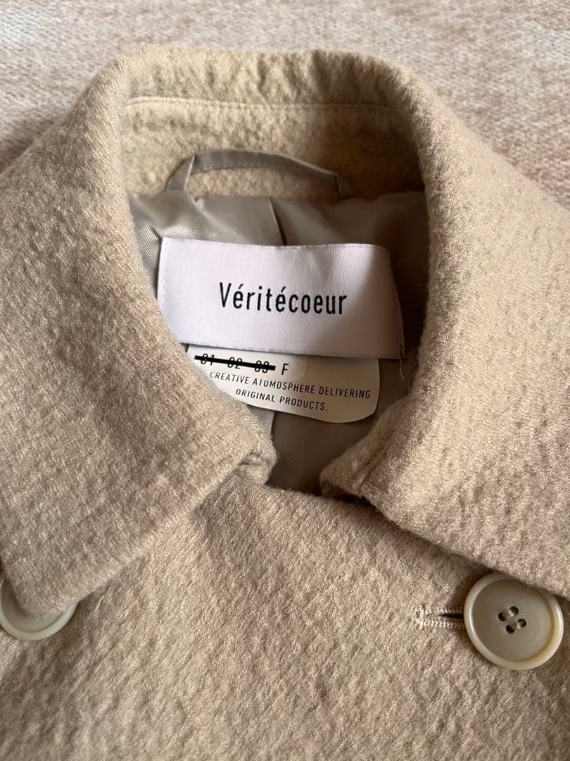 veritecoeur ヴェリテクール トラペーズライン ショートコート