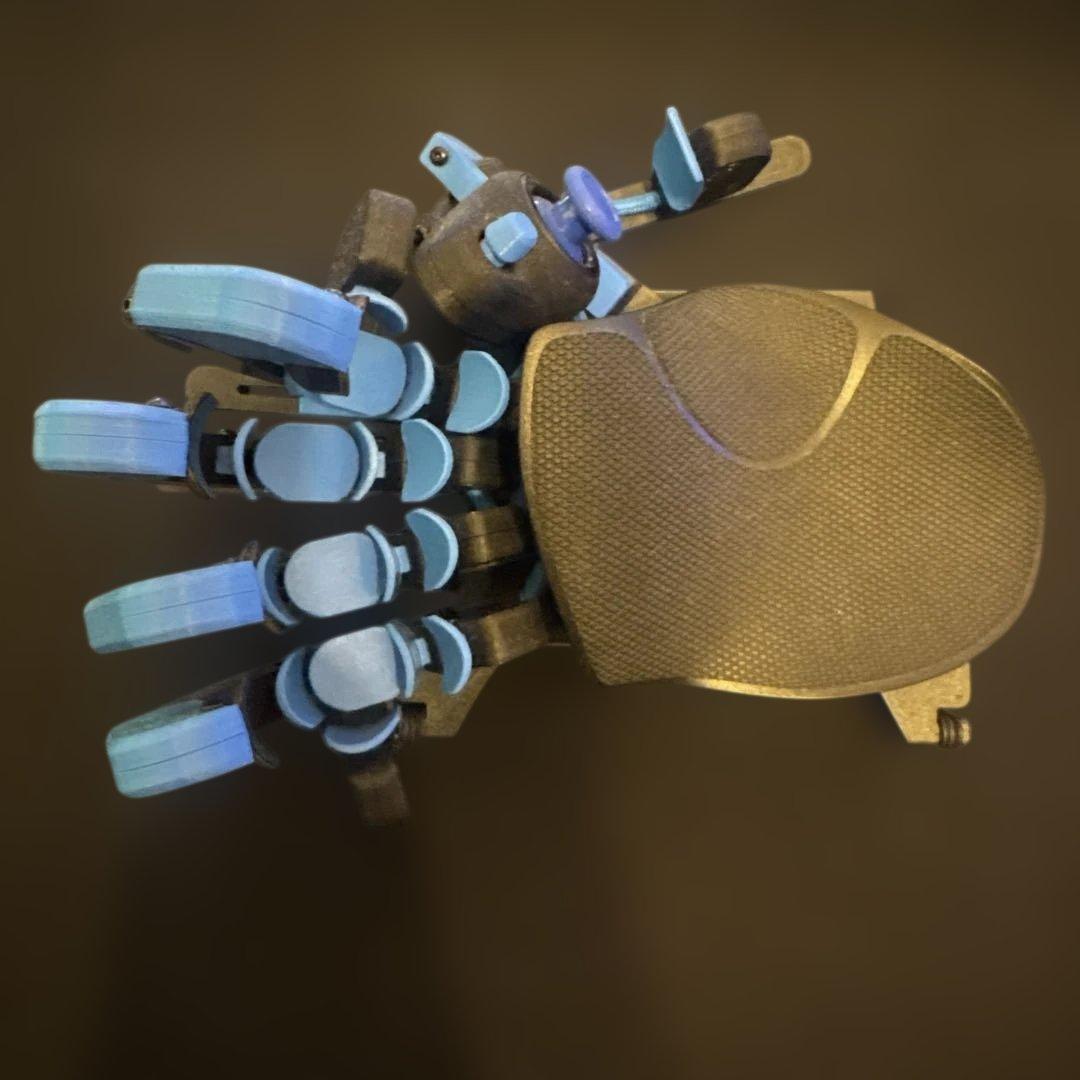 PC用ゲームコントローラー・コンバーター AZERON CYBORG