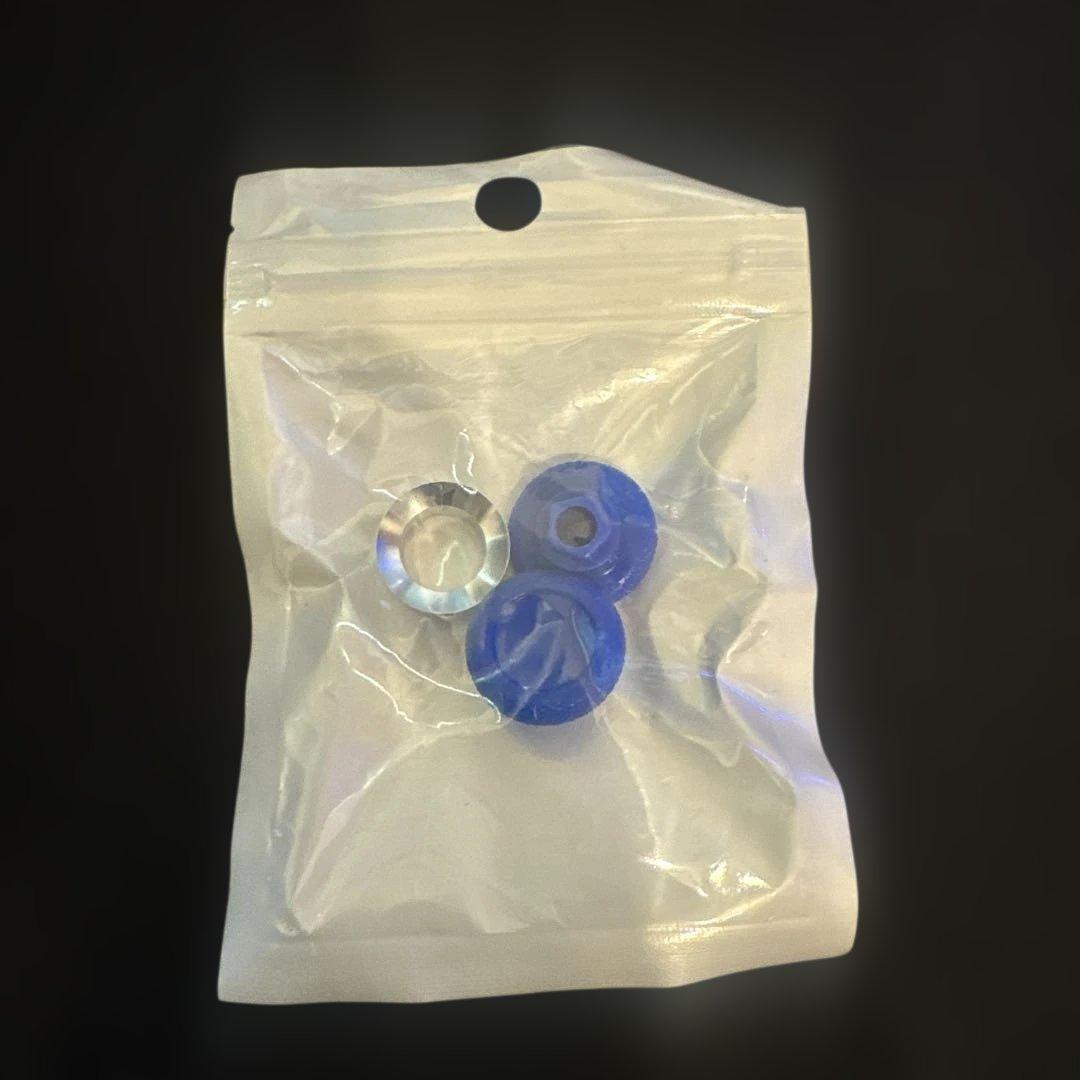 PC用ゲームコントローラー・コンバーター AZERON CYBORG