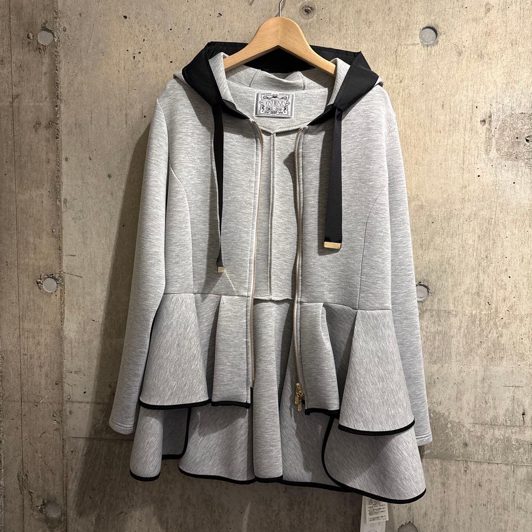 DOSDIOSAS ダンボールニットフリルパーカー