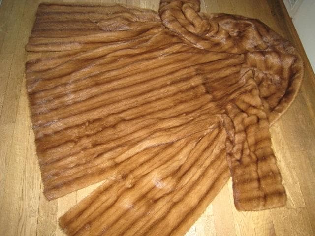 大きな襟裏表ミンク　フード付きミンクコート　ヴィンテージ　1950年代　英国